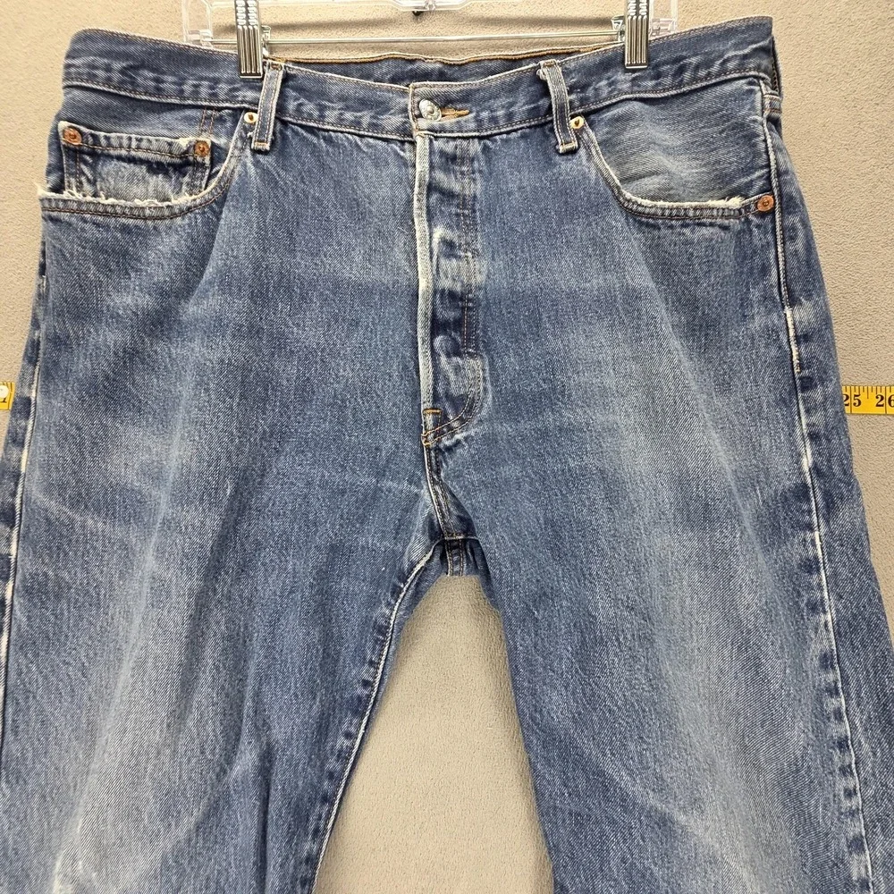 Levis 11806 important